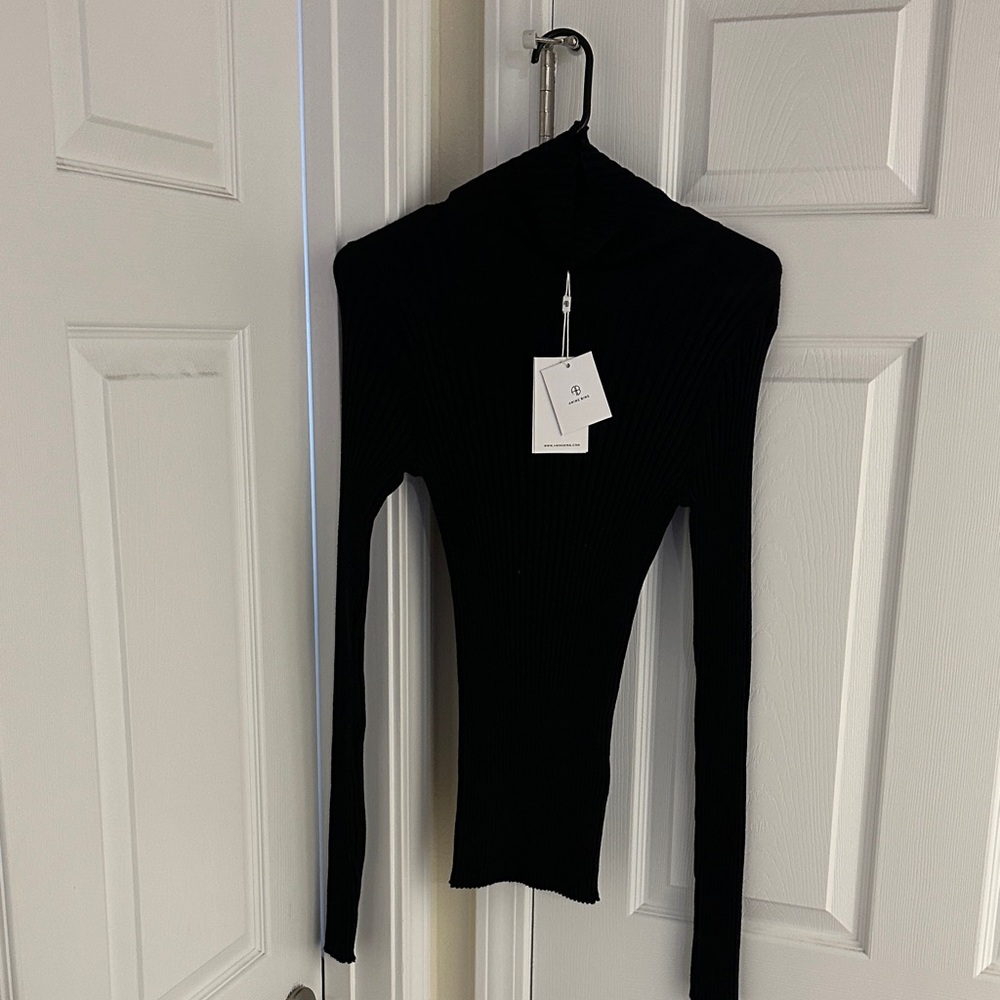 Anine Bing size medium turtleneck